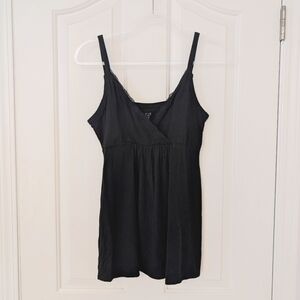 Gap Love Nursing tank top black Size Medium